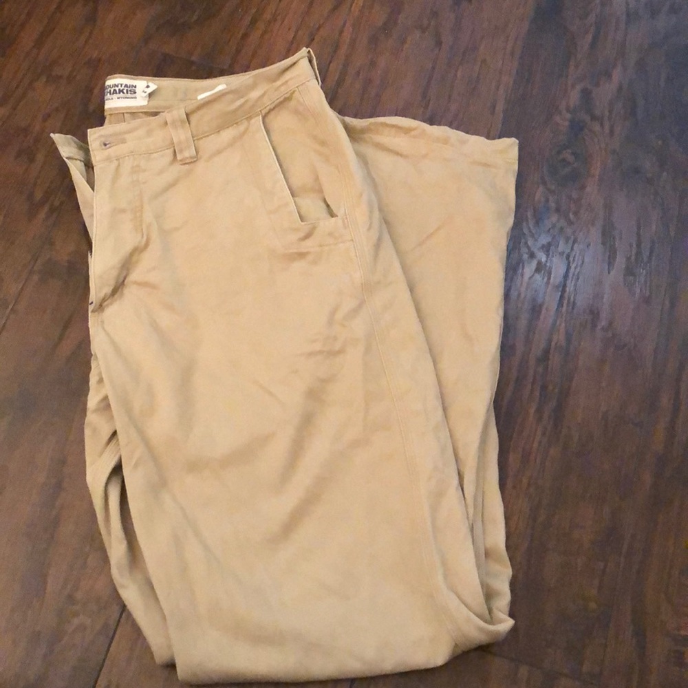 Khaki pants